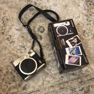 Fujifilm instax Mini 90 Neo Classic Instant Camera